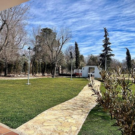 Villa Mercedes Argamasilla de Calatrava Exterior foto