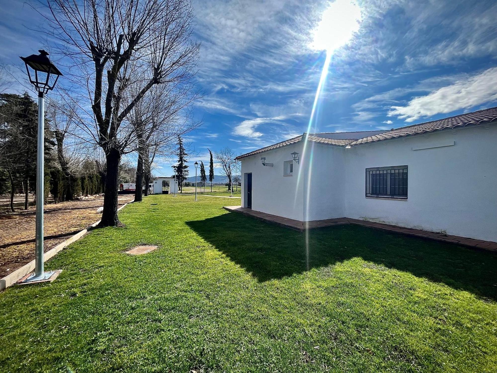 Villa Mercedes Argamasilla de Calatrava Exterior foto